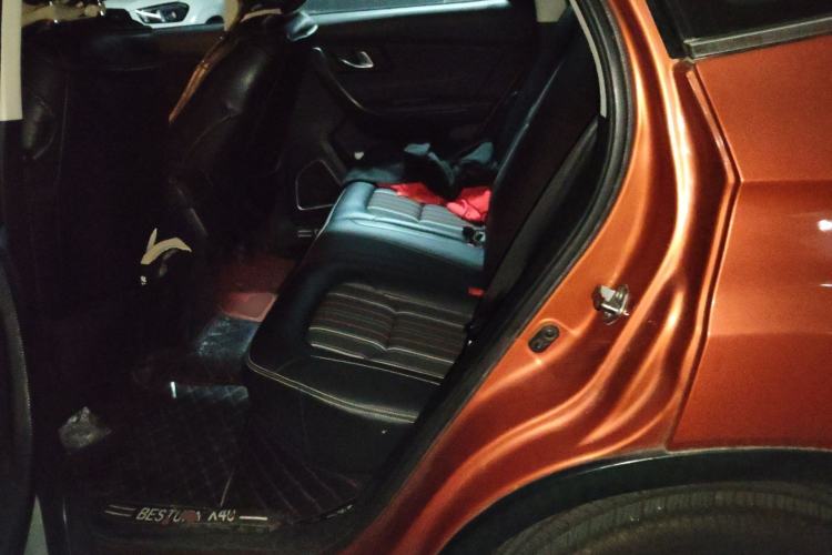 Used Bestune X40 2017 1.6L Automatic Luxury Model
