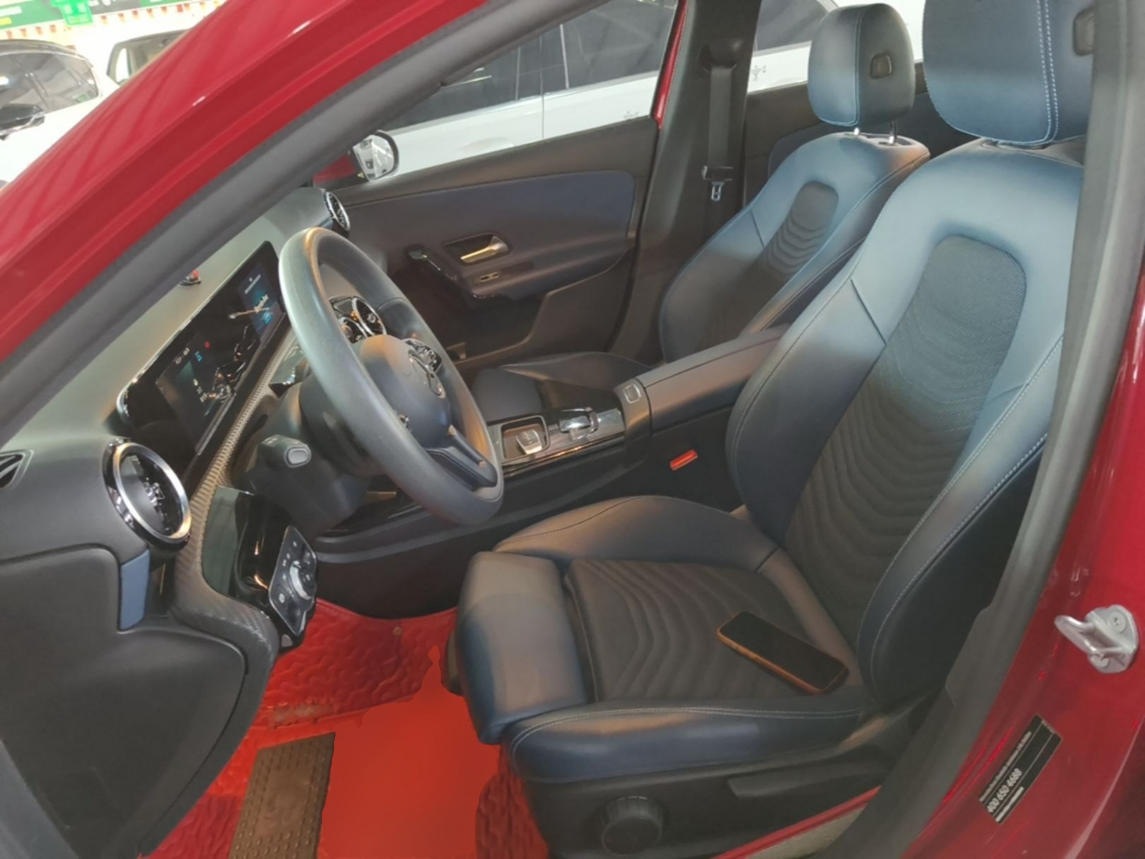 Interior delantero