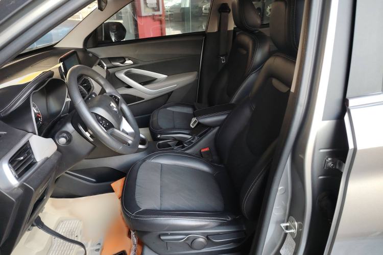 Used Baojun 510 2017 1.5L Automatic Fashion Model