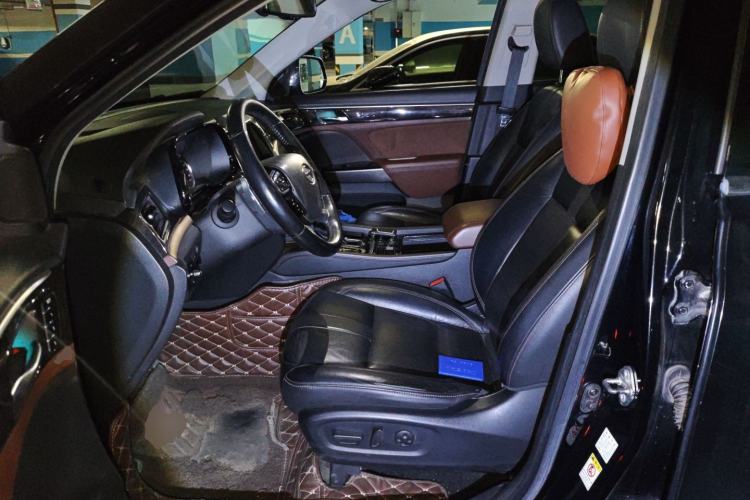 Used GAC Trumpchi GS8 2017 320T Two-Wheel Drive Luxury Smart Connectivity Version (7 Seats)
