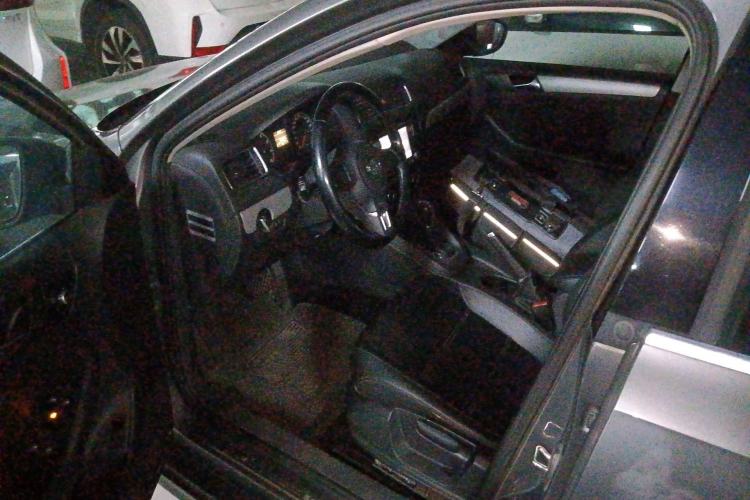 Used Volkswagen Sagitar 2014 Revised Version 1.6L Automatic Comfort Edition Driver Seat