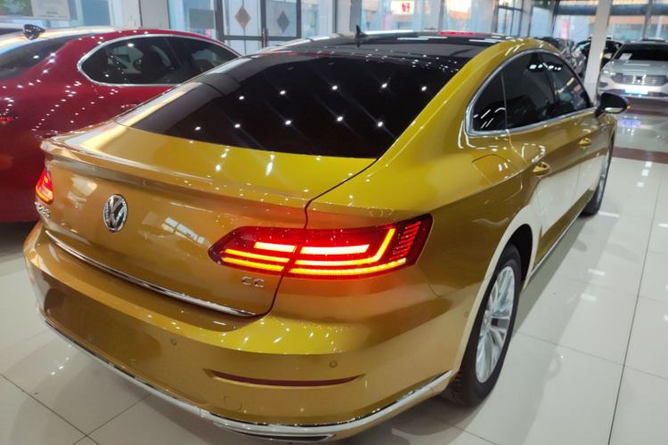 Used Volkswagen FAW-Volkswagen CC 2019 330TSI Glamour Edition China VI
