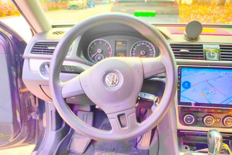 Used Volkswagen Passat 