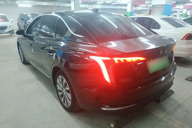 Used Hongqi E-QM5 2022 431 km Charge & Enjoy Edition