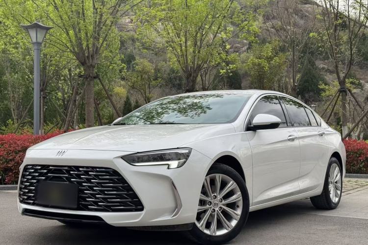 Used Buick Regal 2024 28T Luxury Edition Exterior 3