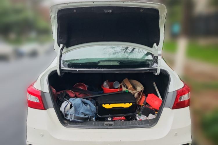 Used Nissan Sylphy 2016 1.6 XL CVT Luxury Edition Trunk