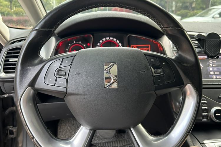 Used DS 5 2013 1.6T Elegant Edition THP160

