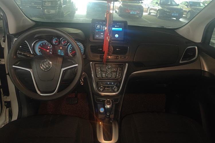 Used Buick Encore 2015 1.4T Automatic Two-Wheel Drive Urban Elite Version Interior 3