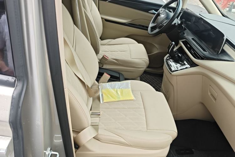 Used Buick GL8 2022 ES Land Cruiser 653T Luxury Model