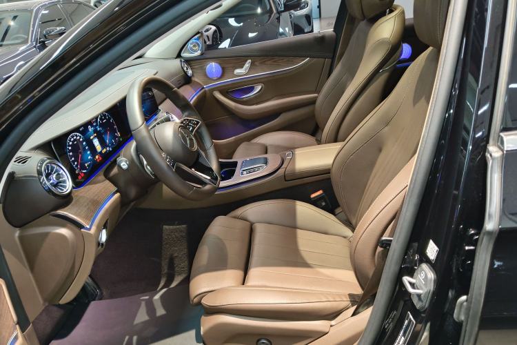Used Mercedes-Benz E-Class 2023 Facelift E 260 L