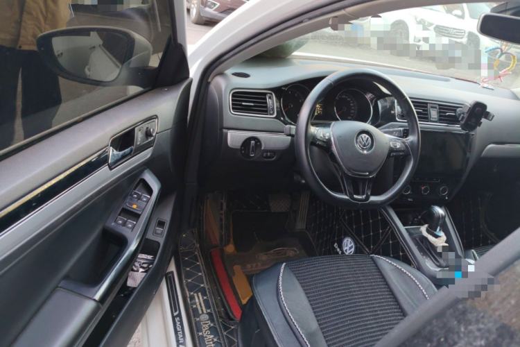 Used Volkswagen Sagitar 2018 1.6L Automatic Comfort Model
