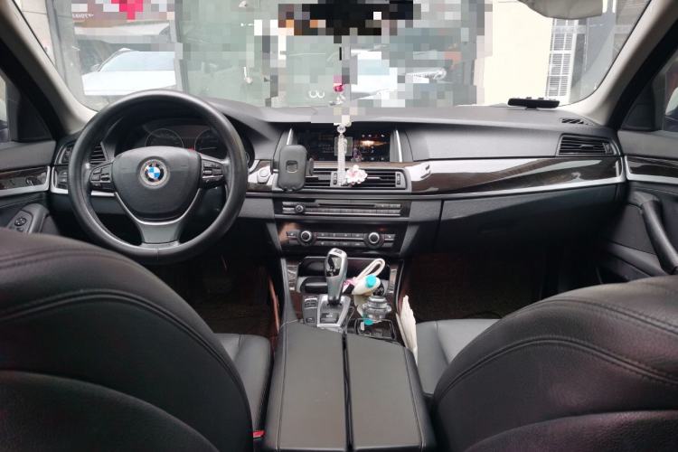 Used BMW 5 Series 2017 525Li Leading Model
