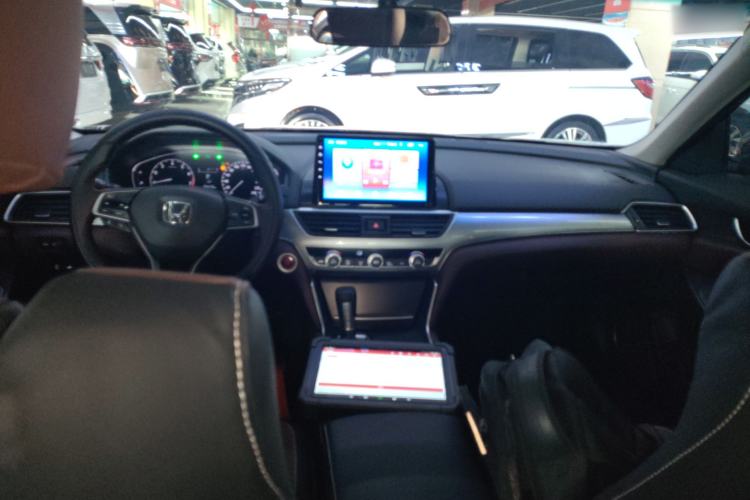 Used Honda Accord 2018 260TURBO Elite Edition China V Center Console