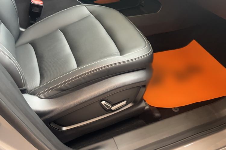 Used Geely Auto Haoyue 2020 1.8TD DCT Flagship 7-Seater
