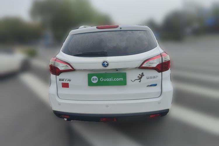 Used Venucia T70 2015 2.0L CVT Smart Choice Edition Rear