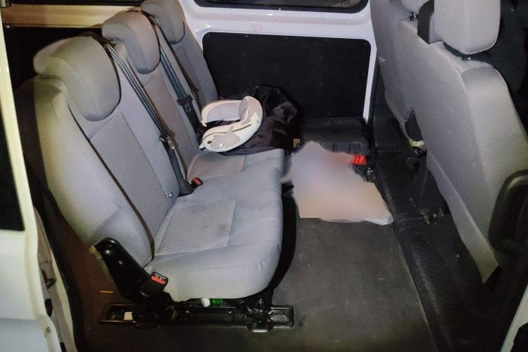 Used Ford Transit 2019 2.0T Diesel Multi-Purpose Commercial Vehicle Short Wheelbase Low Roof 6-Seater China VI Standard