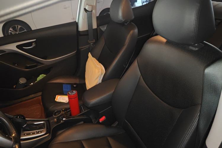 Used Hyundai Elantra (5th Generation / Langdong) 2015 1.6L Automatic Leading Model
