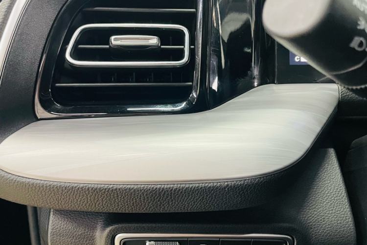 Used GAC Trumpchi GS8 2024 Linghang Series 2.0 TGDI Four-Wheel Drive Luxury Smart Connectivity Version Interior 6