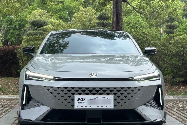 Used CHANGAN UNI-V 2024 1.5T Prestige Sport Edition
