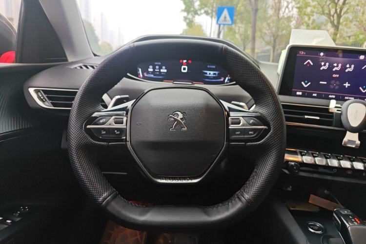 Used Peugeot 4008 2017 350THP Elite Edition Steering Wheel