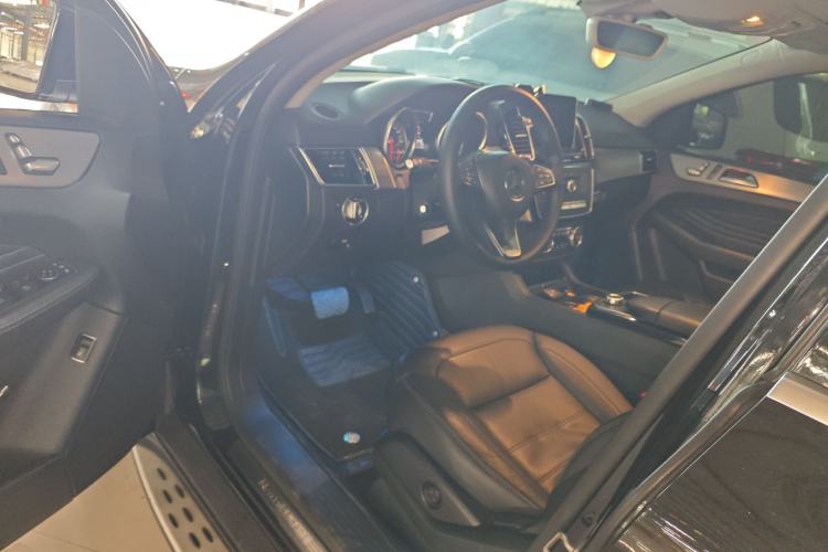 Used Mercedes-Benz GLE Coupe 2015 GLE 320 4MATIC Coupe SUV
