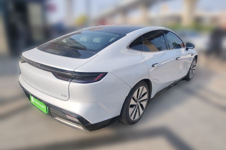 Used Geely Galaxy E8 2024 665 km Range Rear-Drive Starship Long-Range Version