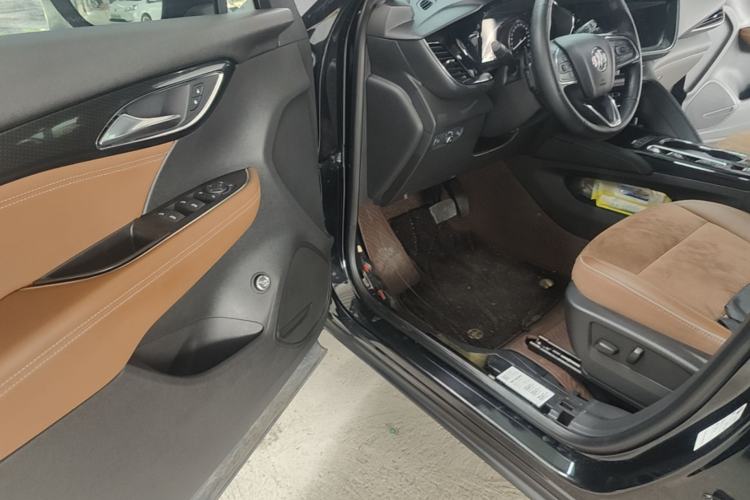Used Buick Envision 2020 Encore S 652T Four-Wheel Drive Luxury Model
