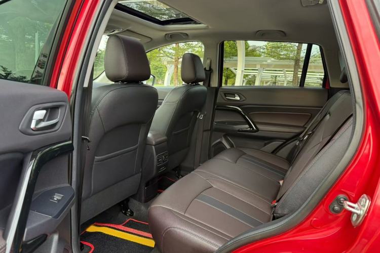 Used GAC Trumpchi GS4 2018 235T Automatic Two-Wheel Drive Luxury Smart Connectivity Version