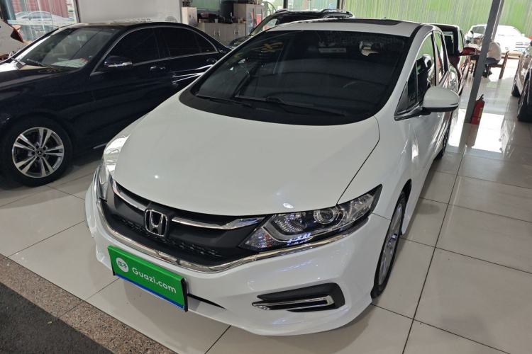 Used Honda Jade 2017 1.8L automatic Comfort version 5 seats