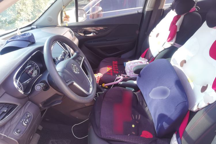 Used Buick Encore 2016 18T Automatic Two-Wheel Drive Urban Fashion Model
