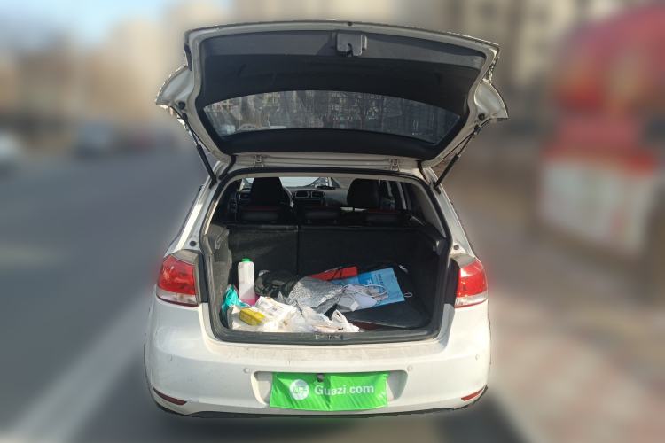 Used Volkswagen Golf 2011 1.6L Automatic Fashion Edition