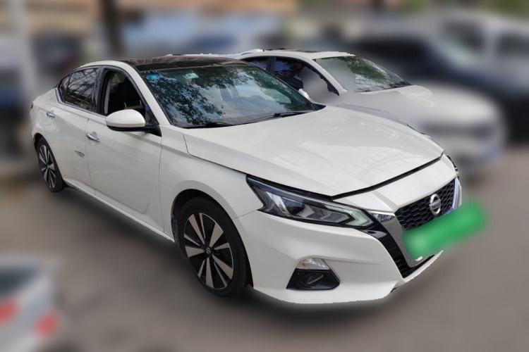 Used Nissan Teana 2021 2.0T XL Smart Upgrade Edition Front Right 45 Deg