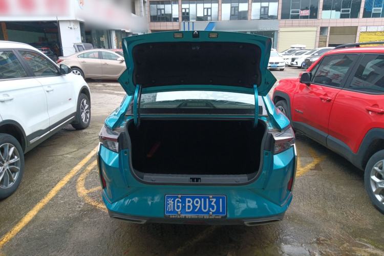 Used Dongfeng Aeolus Yixuan 2020 230T Automatic Advanced Edition Trunk