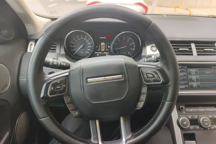 Used Land Rover Range Evoque 2015 2.0T Five-Door Sporty Edition Steering Wheel