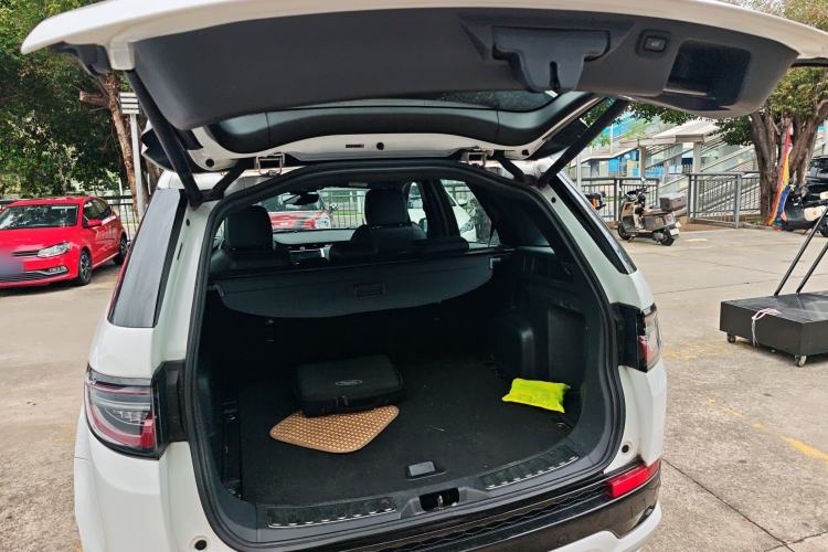 Used Land Rover Discovery Sport New Energy 2021 P300e Performance Tech Edition
