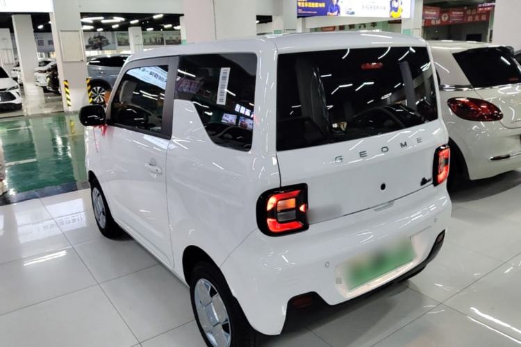 Used Geely Galaxy Panda 2024 Panda Mini 200km Endurance Bear
