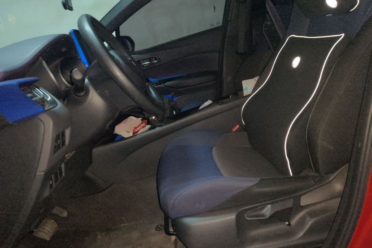 Used Toyota C-HR 2018 2.0L Leading Edition China V-standard Left Front Seat