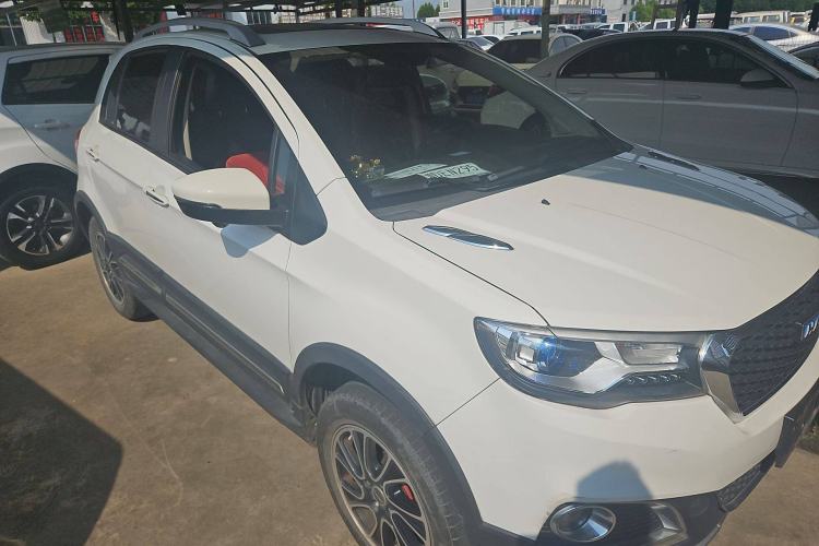 Used Haval H1 2016 Revised Version Blue Badge 1.5L AMT Luxury Edition
