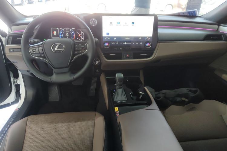 Used Lexus ES 2025 200 Premium Edition
