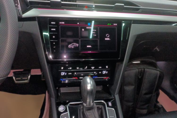 Used Volkswagen FAW-Volkswagen CC 2023 380TSI Striking Edition Audio And AC Panel