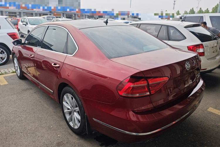 Used Volkswagen Passat 2016 330TSI DSG Luxury Edition Rear Left 45 Deg