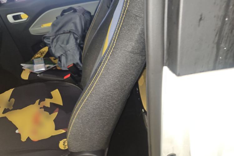 Used Chery New Energy QQ Ice Cream 2022 170km Sundae Phosphate Lithium-Ion Left Rear Seat