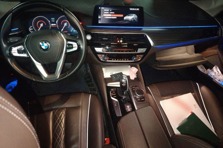 Used BMW 5 Series New Energy 2019 530Le Luxury Package
