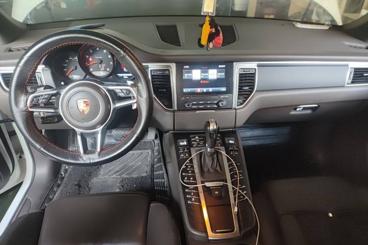 Used Porsche Macan 2017 Macan 2.0T
