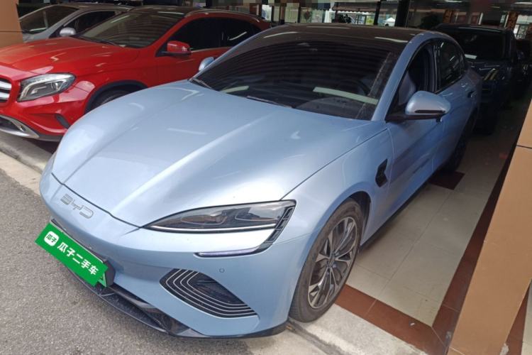 Used BYD Seal 2022 550 km Standard Range Rear-Wheel Drive Elite Version