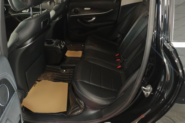 Used Mercedes-Benz E-Class 2019 E 300 L Sporty and Stylish Model
