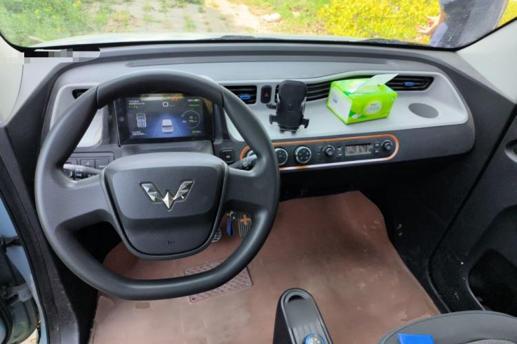 Used Wuling Hongguang MINIEV 2021 Macaron Fashion Model Lithium Iron Phosphate