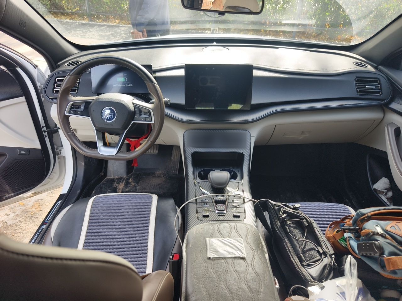 BYD Qin PLUS 2023 Champion Edition DM-i 55KM Leading Model — снимка 9