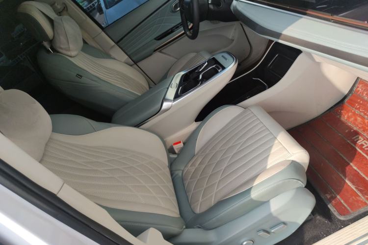 Used SAIC MAXUS G90 2022 2.0T Interstellar Seven-Seater