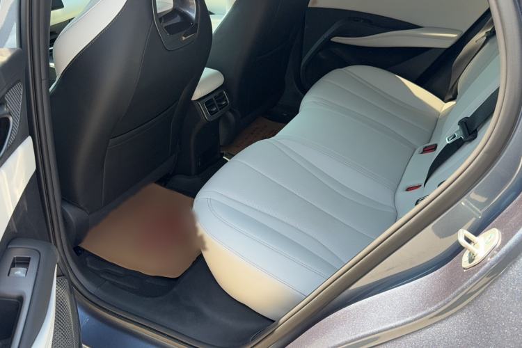 Used BYD Seal 06 New Energy 2024 DM-i 80KM Prestige Model Interior 8